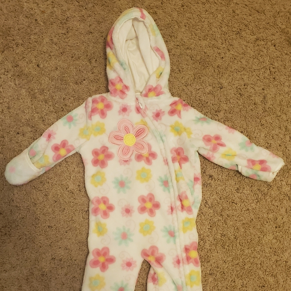 Flowered snowsuit